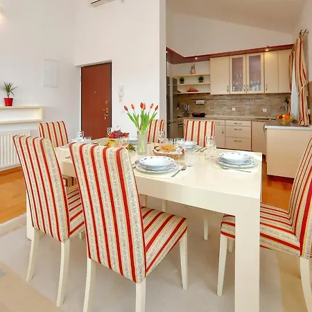 Apartman Topesa 1
