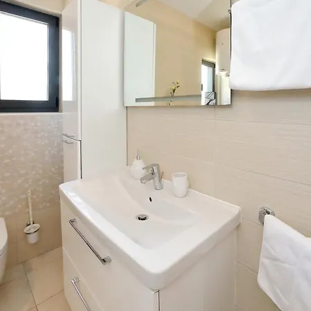 Topesa 1 Apartman