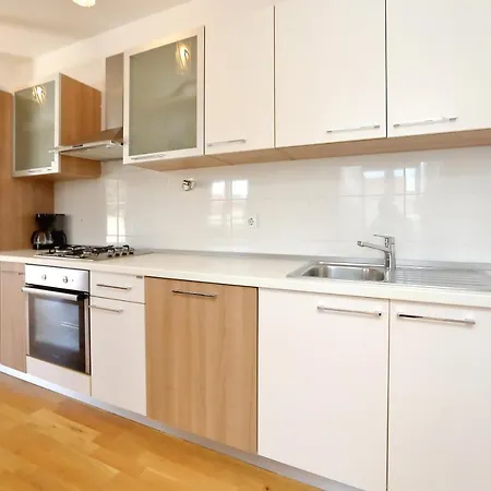 Topesa 1 Apartman