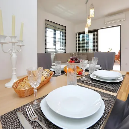 Apartman Topesa 1 Zára