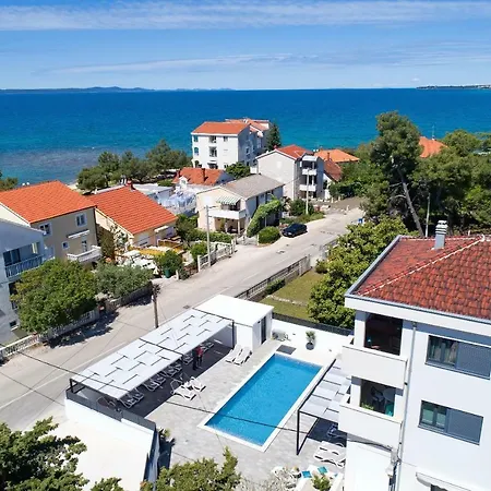 Topesa 1 Apartman Zára