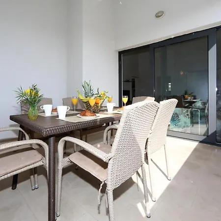 Topesa 1 * 扎达尔