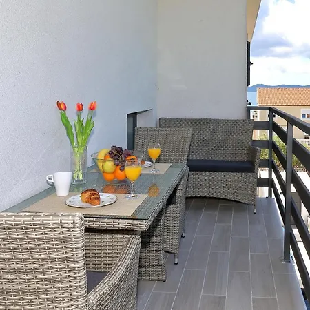 Topesa 1 * 扎达尔