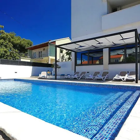 Topesa 1 Apartamento *